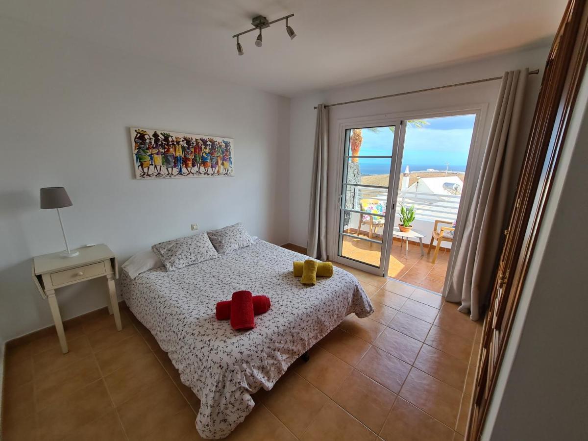 Mandala Apartment Tias Luaran gambar