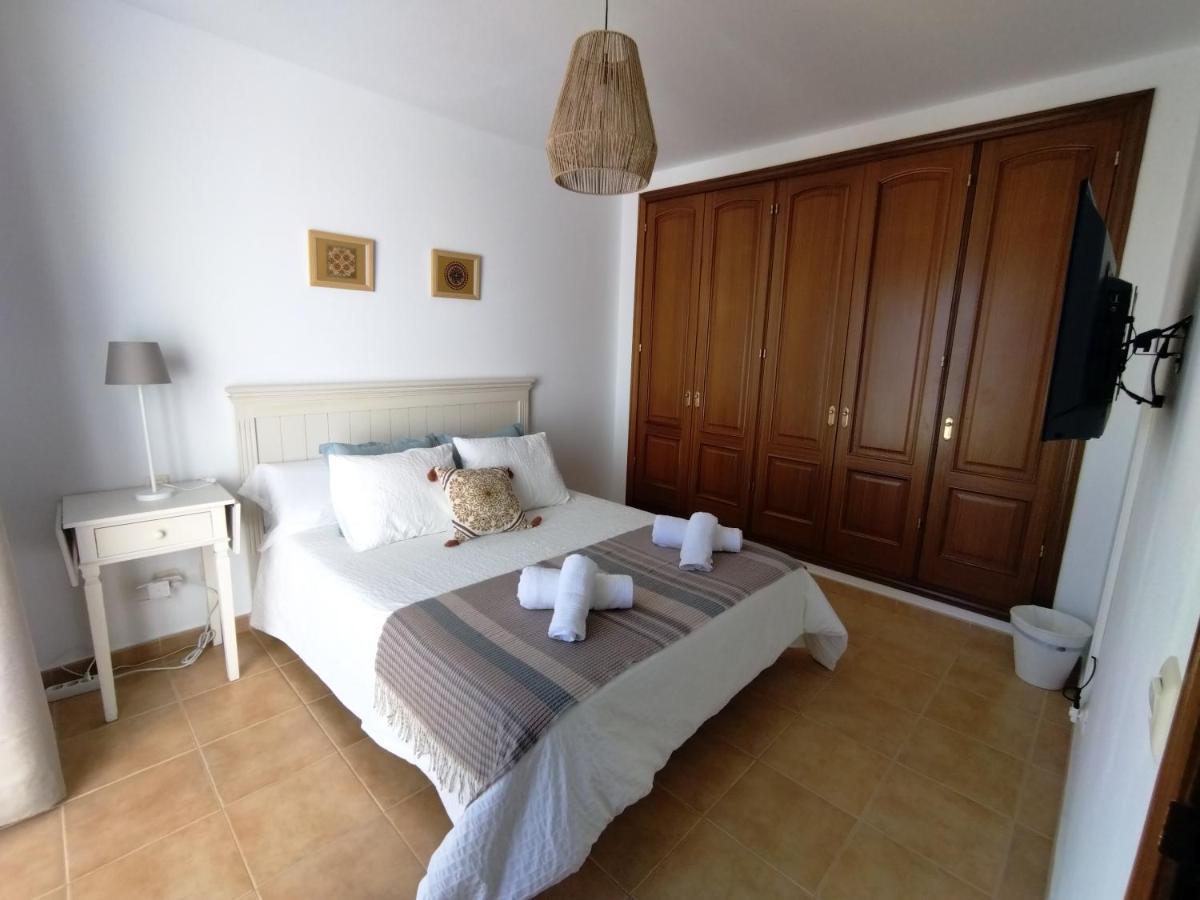 Mandala Apartment Tias Luaran gambar